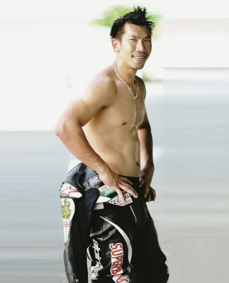 ซูเปอร์บอล ภราดร นักเทนนิสมือวางอันดับ 1 ของไทย โชว์ซิกแพค
