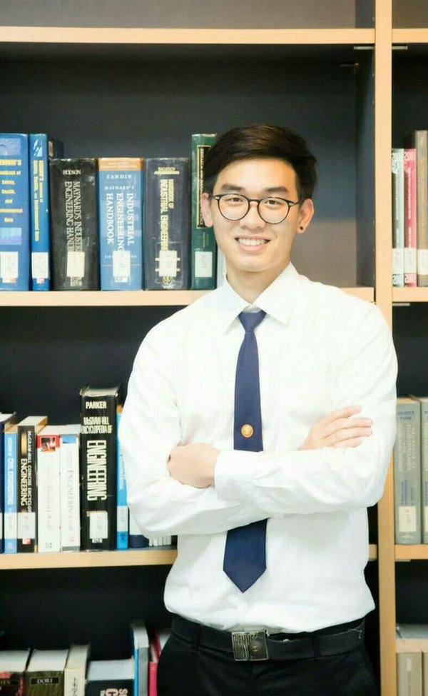 รวมหนุ่มวิศวะหล่อๆ แซ่บๆ