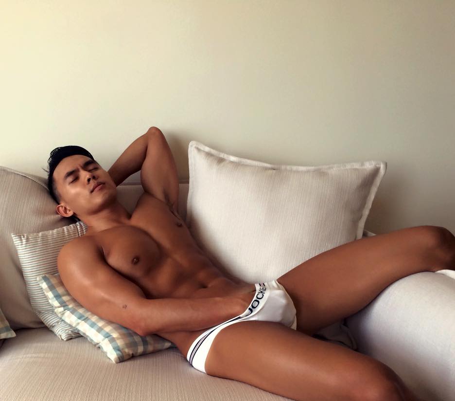 Hot guy in underwear 98