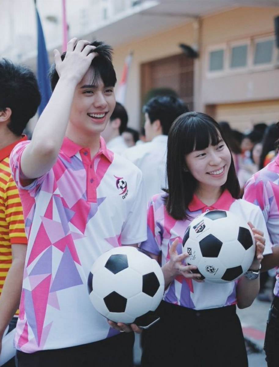 กรี๊ดหนุ่ม อิน สาริน เดือน_ม.จุฬา หรือ Dj อิน IG: inpitar