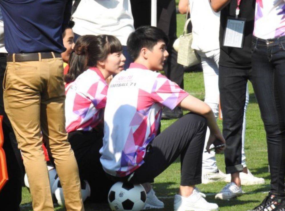 กรี๊ดหนุ่ม อิน สาริน เดือน_ม.จุฬา หรือ Dj อิน IG: inpitar