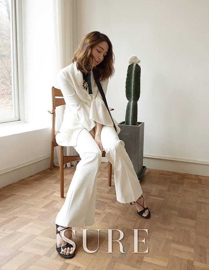 Lee Min Jung @ Sure Korea March 2016