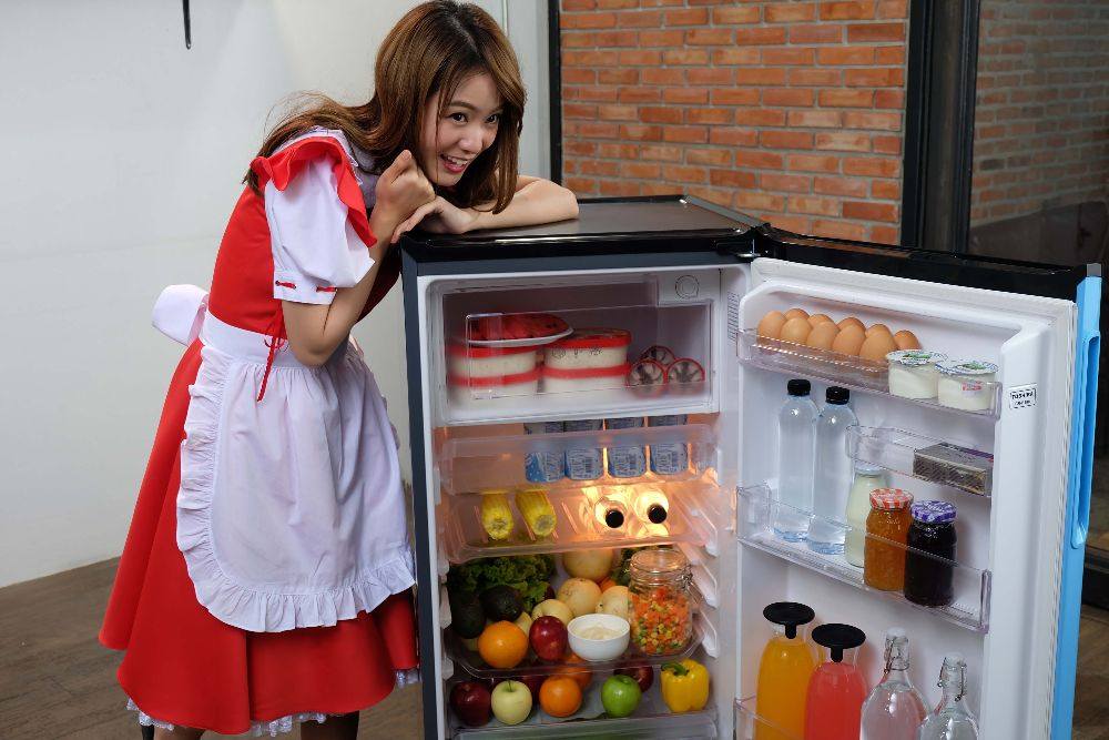 มาดูความน่ารัก " พิมฐา " เน็ตไอดอลสุดฮอต ใน ชุด Maid