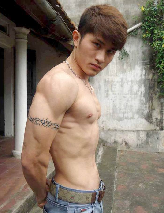 ล่ำเลียเลย