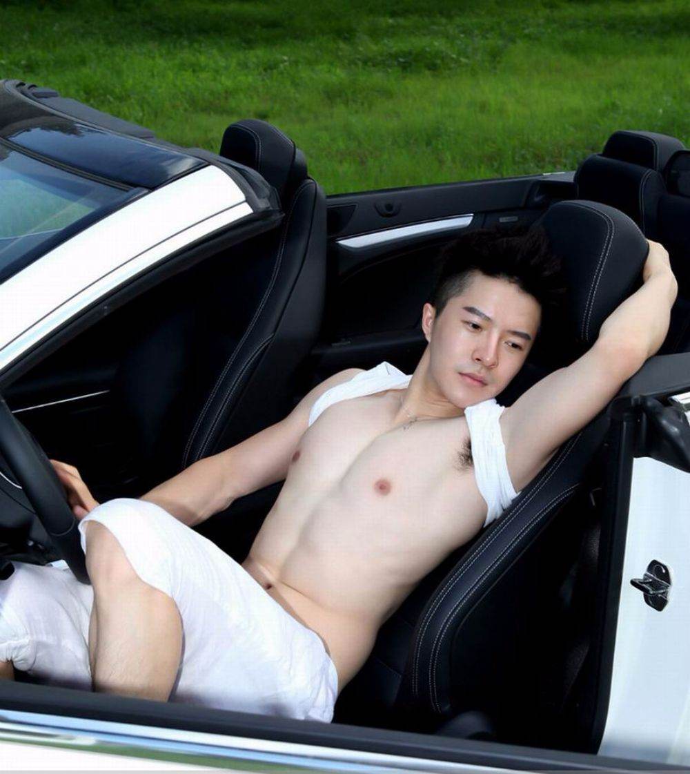 ได้สักคนจะไม่สนใจใคร อิอิ