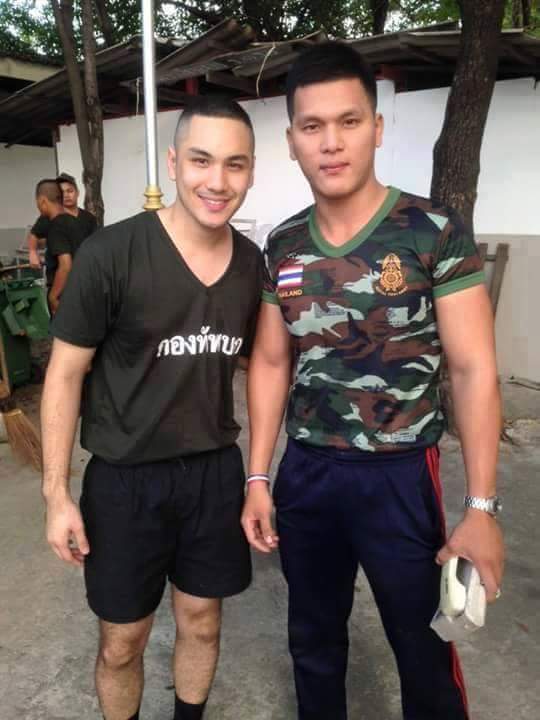 ธีมลายพราง +บารวี ๔๗๗