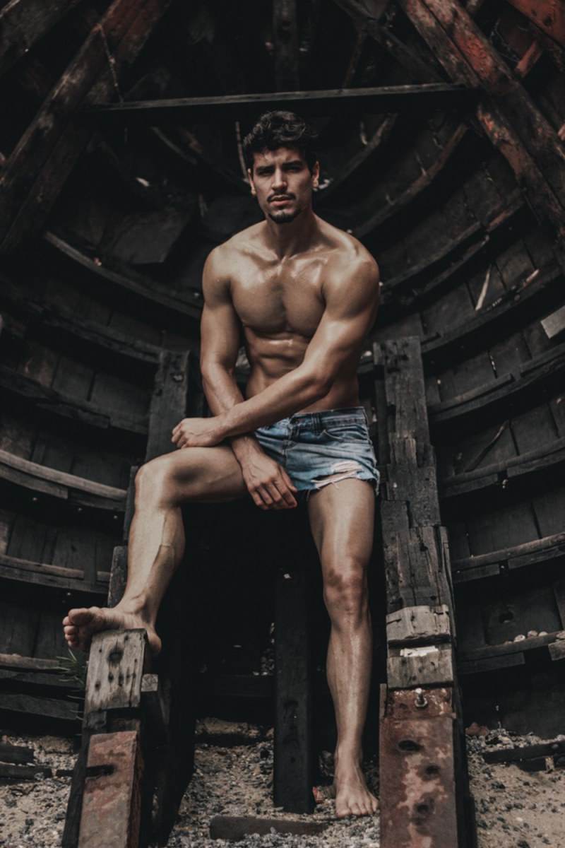 ถอดโชว์