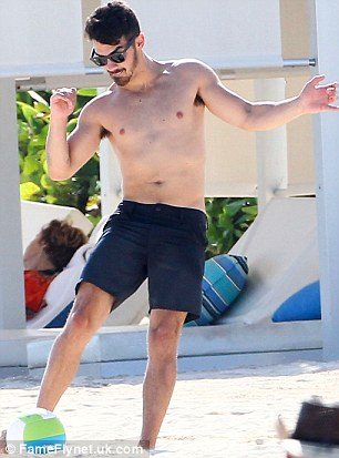 Joe Jonas