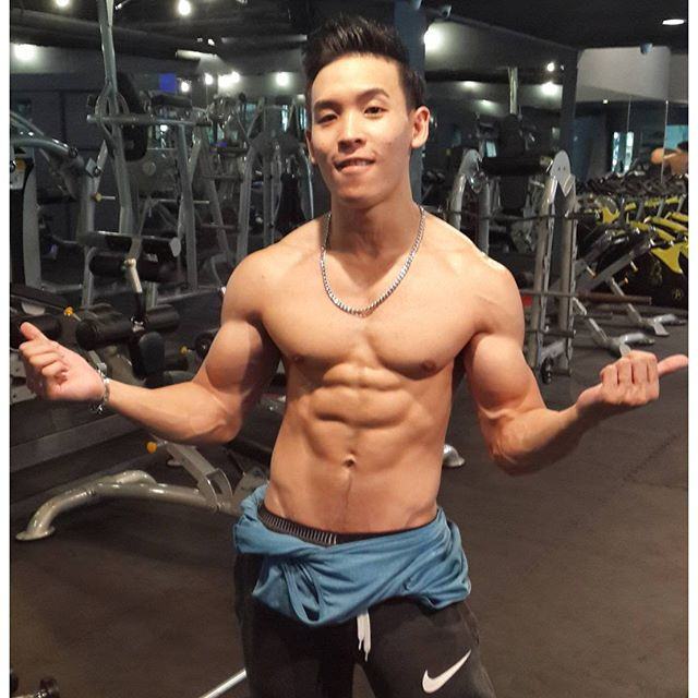 ขบที่นมเขาเบา ๆ 557