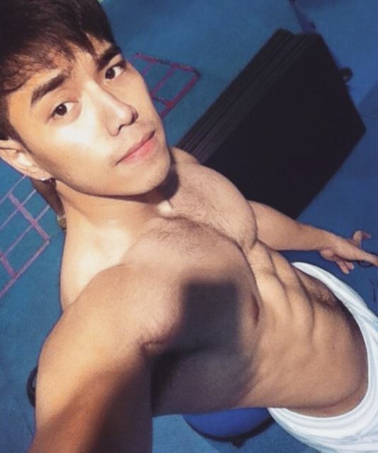 ขบที่นมเขาเบา ๆ 557