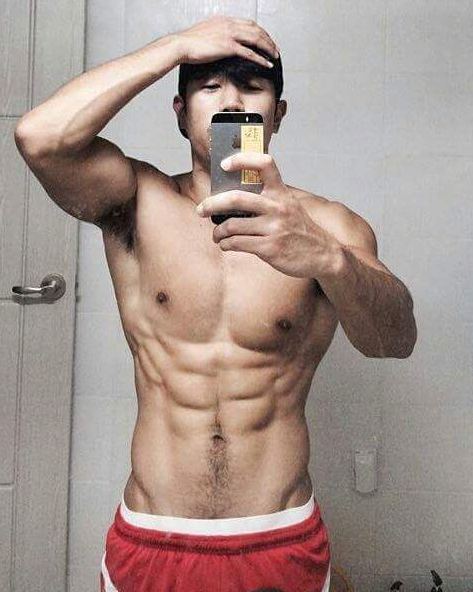 ผู้ชายพาเพลิน 4