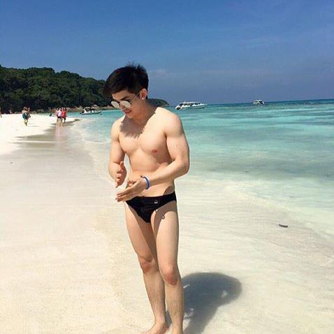 summer นี้ ไปทะเลขอให้เจออย่างนี้น่ะ 555+ ig:ken_phuree