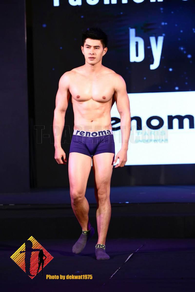 แฟชั่นโชว์ชุดชั้นใน renoma งาน5th Attitude Anniversary 2016 - Victory Night