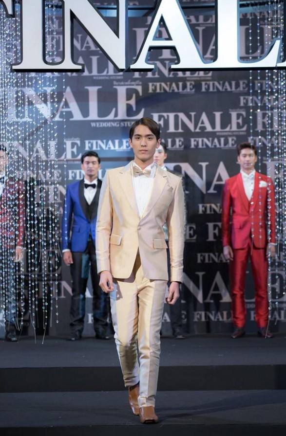 แซ่บฟิน ..5 men หญ้าอ่อน  " FINALE " fashion show