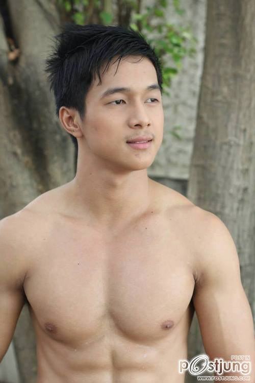 คนละสามรูป ซึ่งแปลกใหม่ หล่อ 592