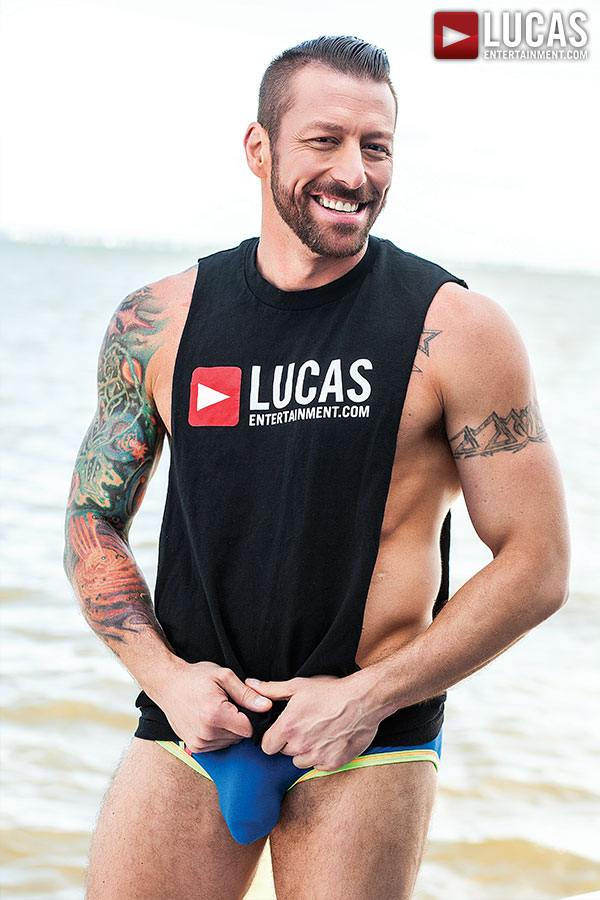 Hot guy in underwear 126