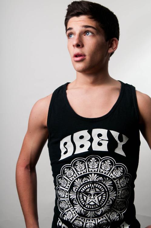 บอกพวกเขา..ชั้นเหมาหมด