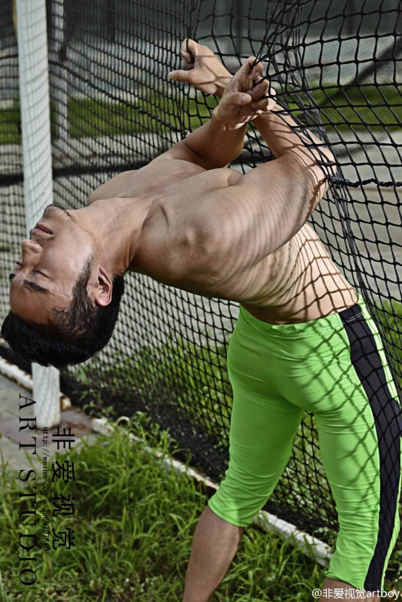 หน้าหล่อๆหุ่นแซ่บน้ำลายหก...แต่ดูเป้าก่อนเลย..คนที่ 4