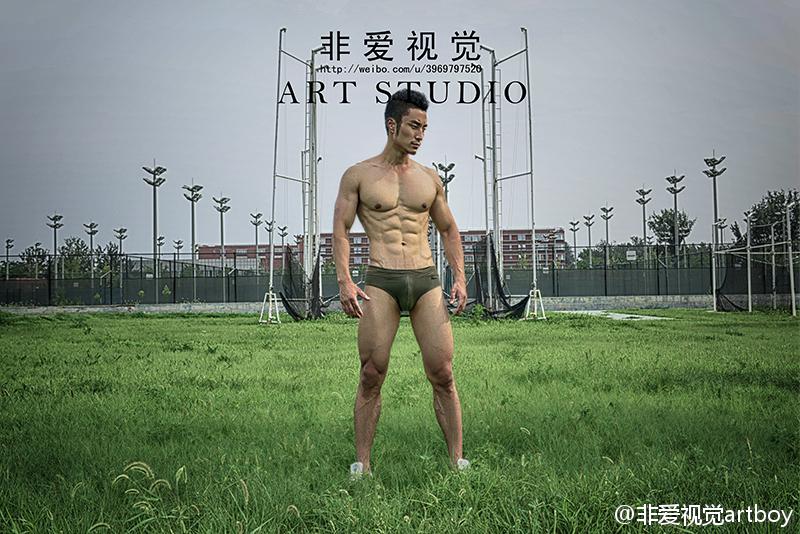 หน้าหล่อๆหุ่นแซ่บน้ำลายหก...แต่ดูเป้าก่อนเลย..คนที่ 4