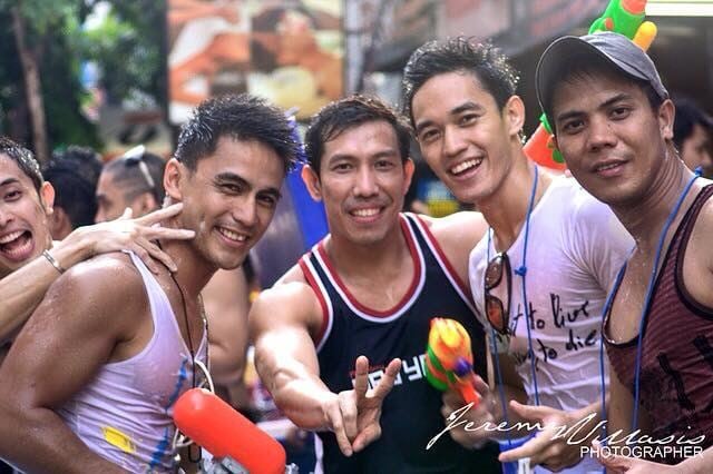 ส่องผู้ชายเล่นน้ำ  Songkran 16