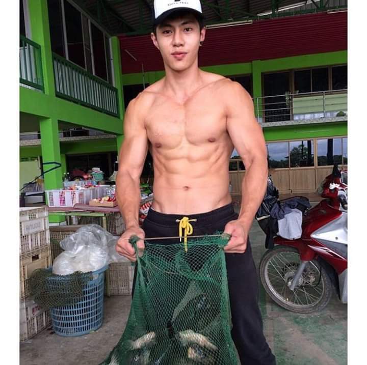 ต้องหลายรูปแล้วคัดเน้นๆ ใช่ไหมถึงจะยอมดู 742