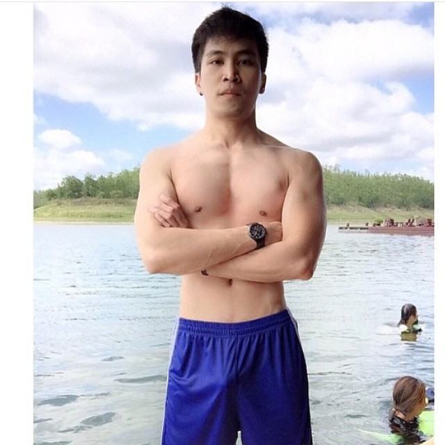 ต้องหลายรูปแล้วคัดเน้นๆ ใช่ไหมถึงจะยอมดู 744