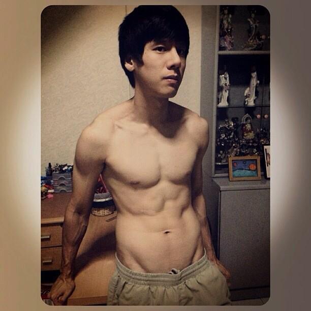 ต้องหลายรูปแล้วคัดเน้นๆ ใช่ไหมถึงจะยอมดู 747