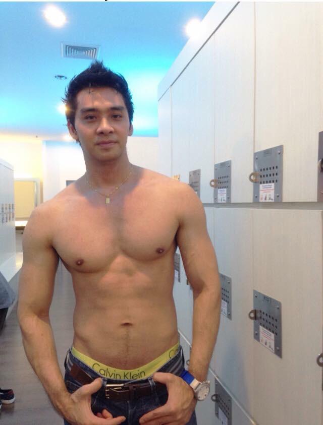 อย่าทำอะไรอิฉันเลยค่ะ  ได้โปรด  อิฉันยอมแล้ว 756