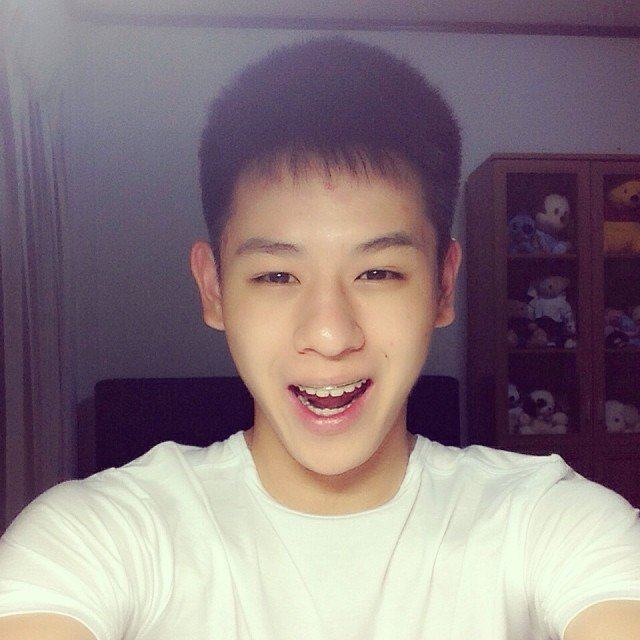 ละอ่อนน่ารัก 766  รักนะปลื้ม