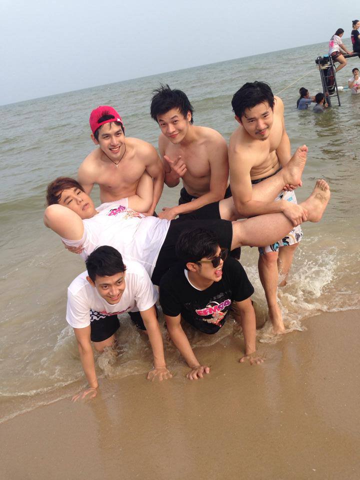 ดาราต่อ 811