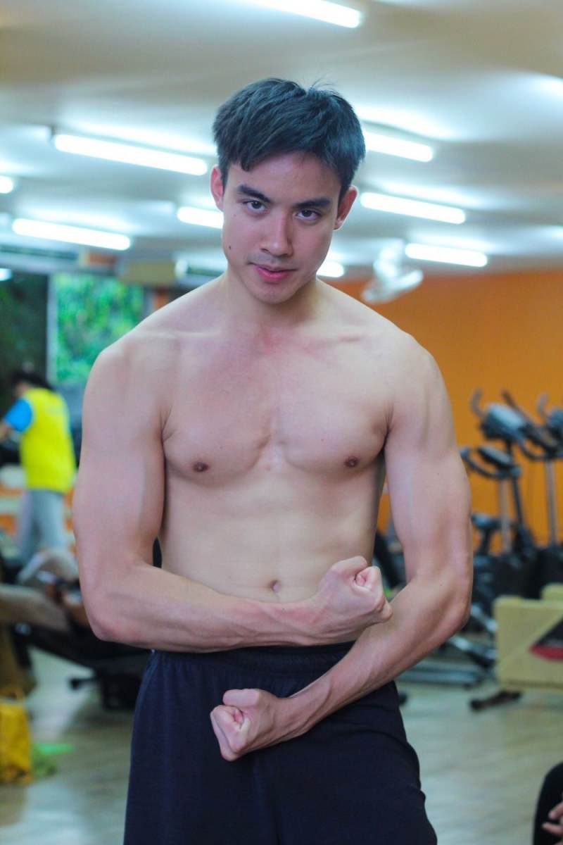 หนุ่มข้าว