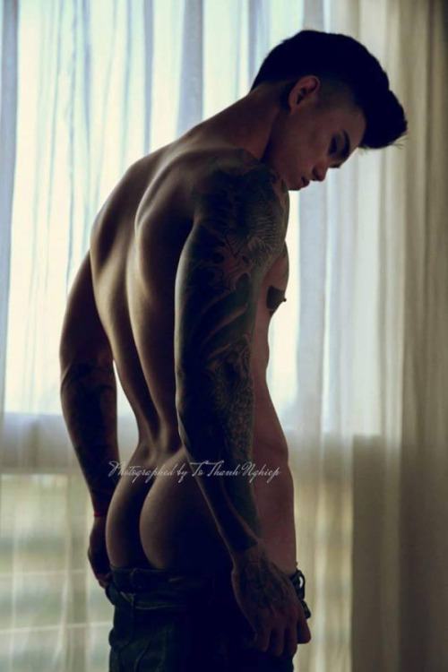 ถอดโชว์เรือนร่าง 1130