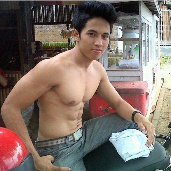 วันหยุดสุดติ่ง