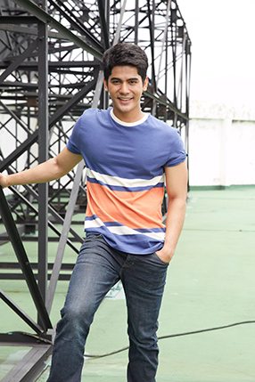 โป้งโมเดล pongmodel หนุ่มดีดี๊