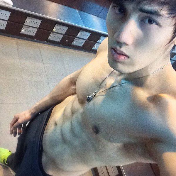 2 iN 1 No.36 ดารา Vs. นายแบบ