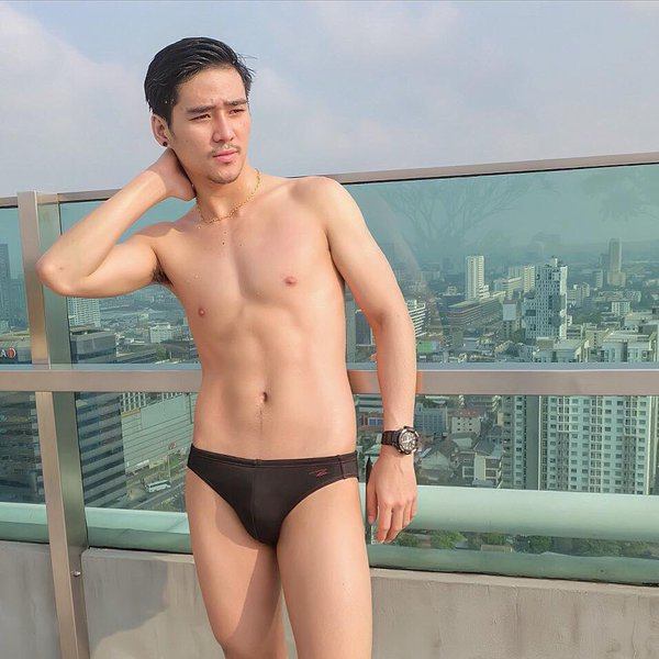 2 iN 1 No.36 ดารา Vs. นายแบบ