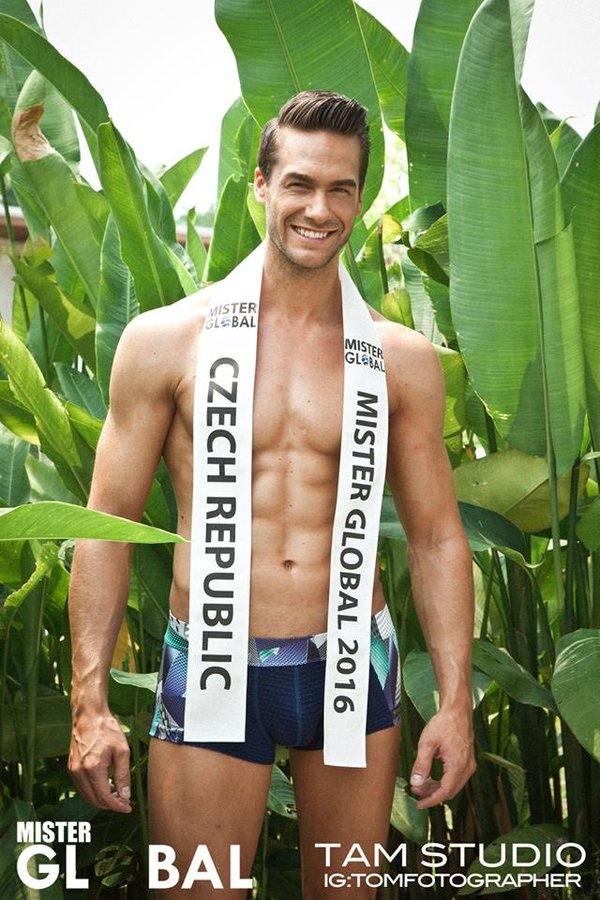 Zaab..! Handsome PoWer 36 หล่อ... เห็นแล้วคันไปถึงลำไส้ใหญ่...