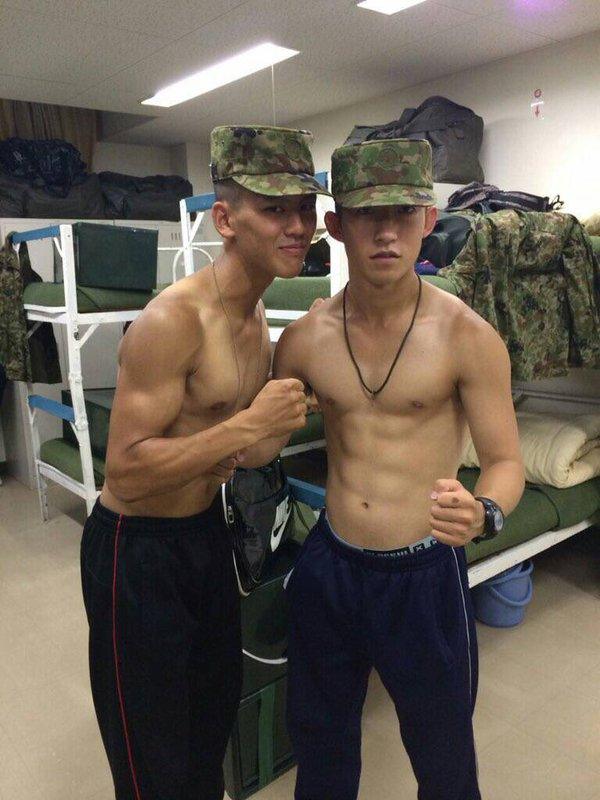 เรียงแถวมาเลยค่ะ