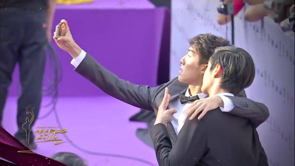 กานต์ - กษิดิ์เดช  หงส์ลดารมภ์ (9 Entertain Awards - 25 May 2016)