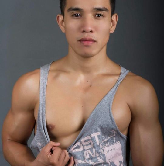 ถอดโชว์เรือนร่าง 1170