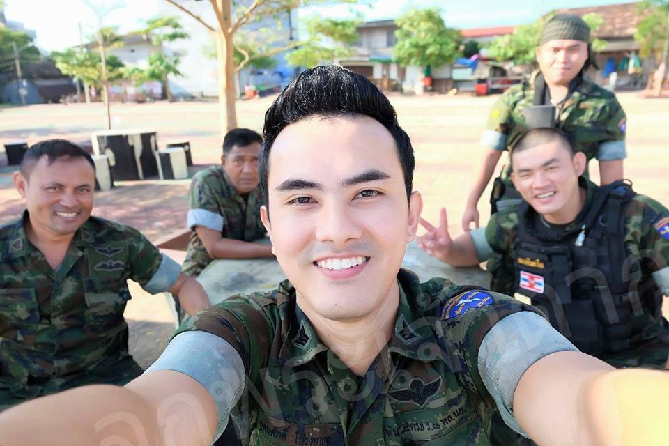 แพ้ทาง คนในเครื่องแบบ