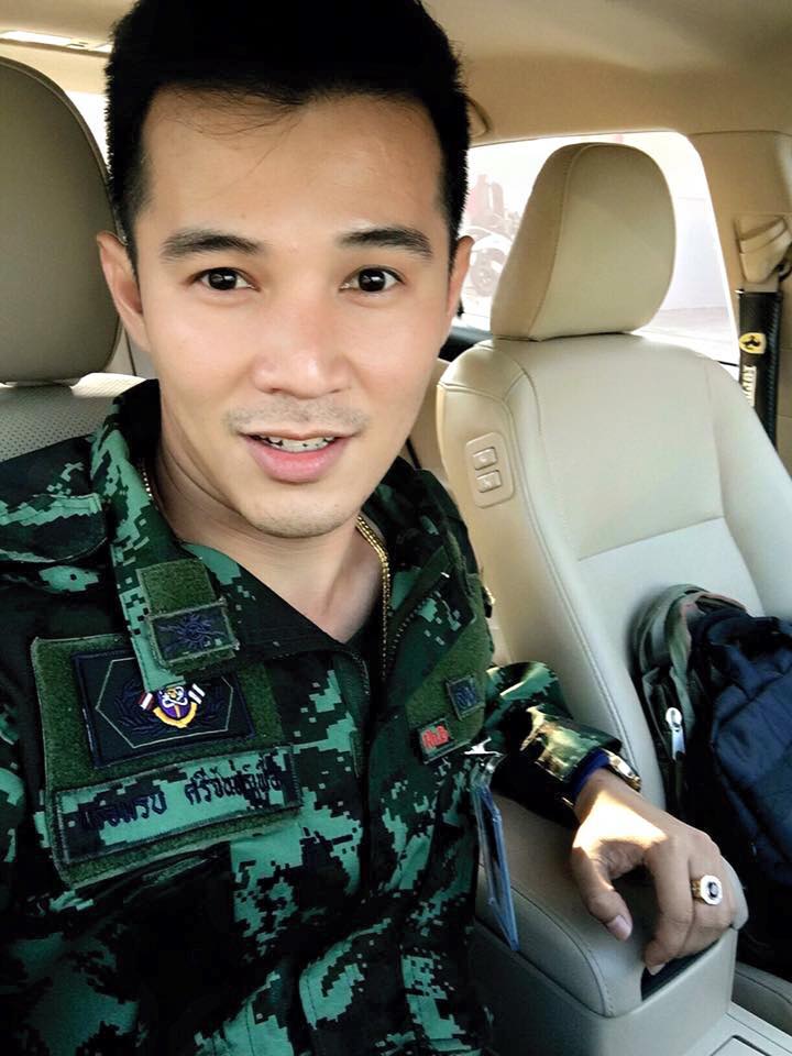 แพ้ทาง คนในเครื่องแบบ