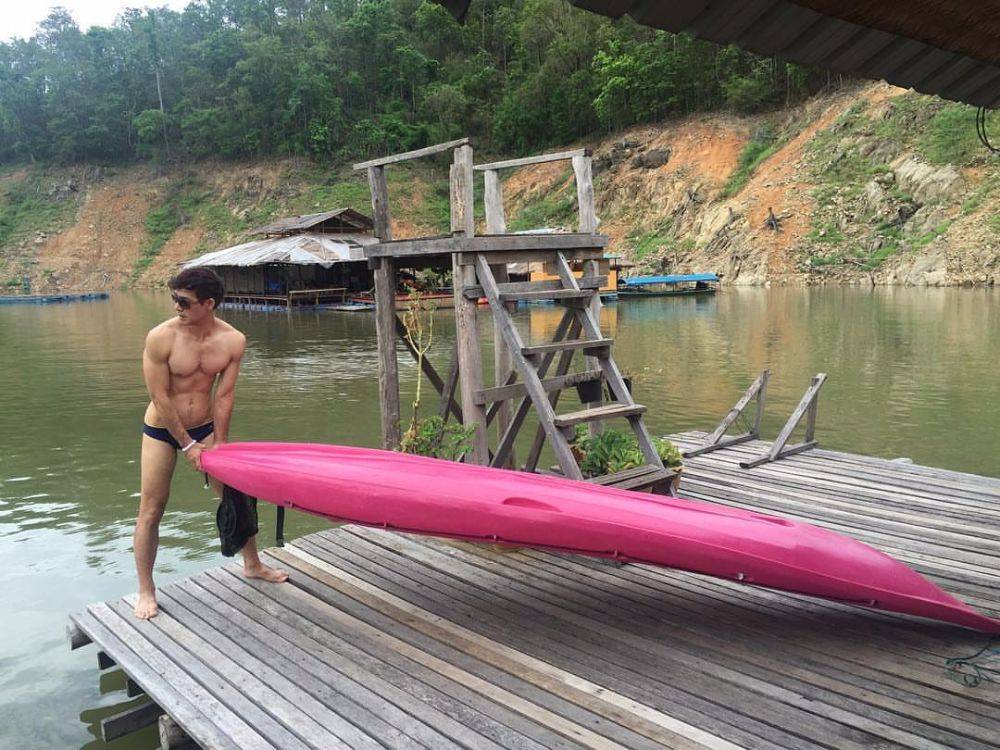 ถอดออกมาเลย....หนุ่ม ไมโล แซ่บๆเเน่นๆ