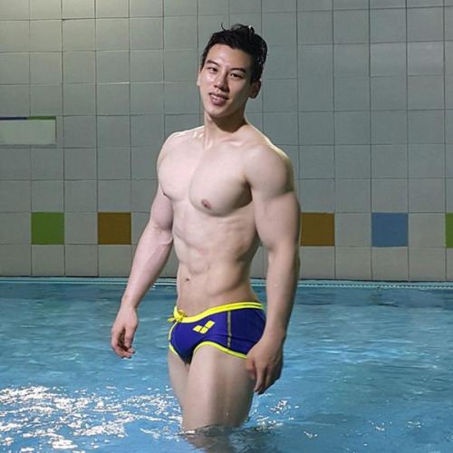 ถอดโชว์เรือนร่าง 1263