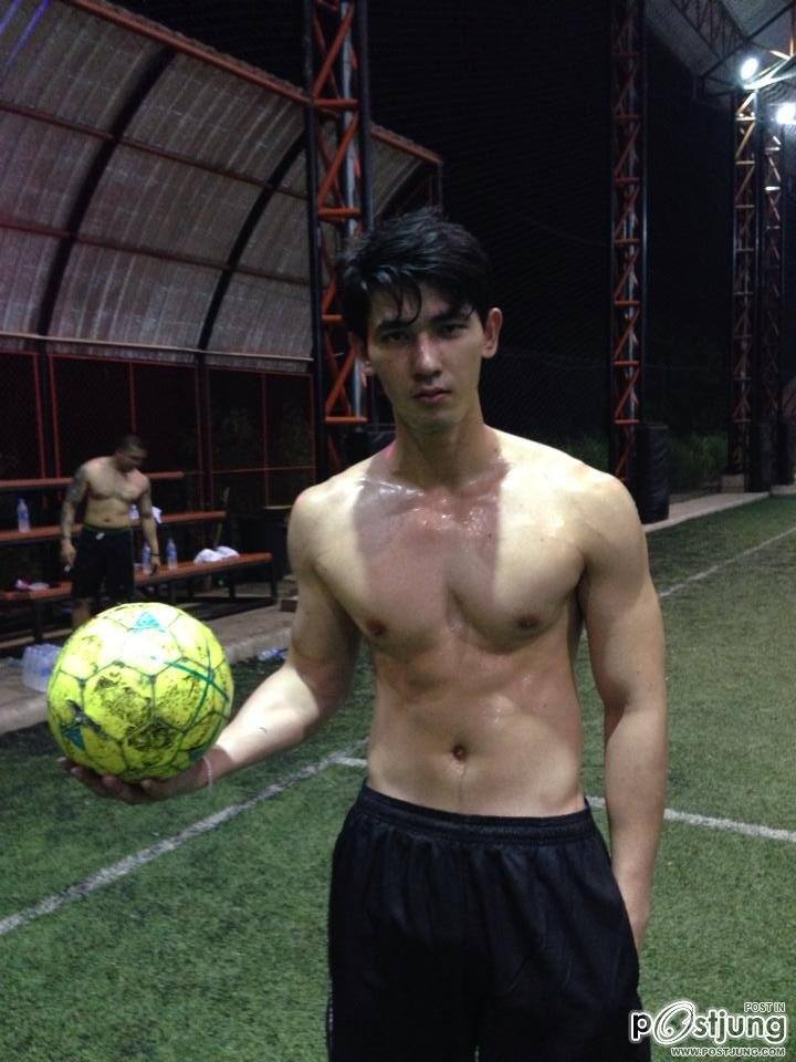 เซฟเฉพาะรูปที่ชอบนะครับ 947