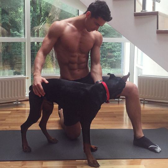 ฟินกับหนุ่มล่ำ