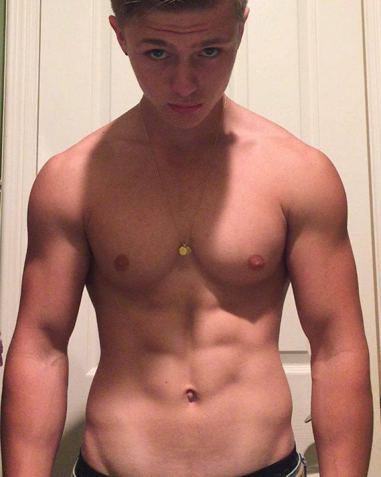 ฟินกับหนุ่มล่ำ