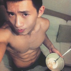 ฟินกับหนุ่มล่ำ