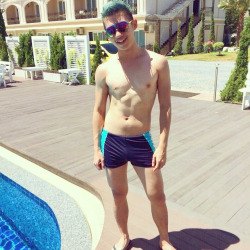 ฟินกับหนุ่มล่ำ