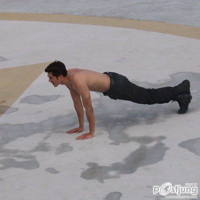 อยากให้โฟกัสที่รูปที่ชอบ 956